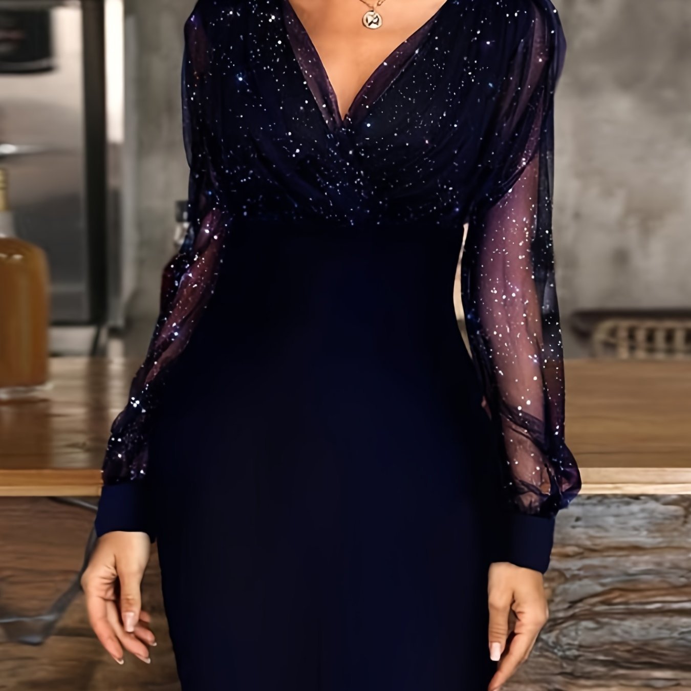 Robe élégante en maille semi-transparente et moulante - SpencerFashion