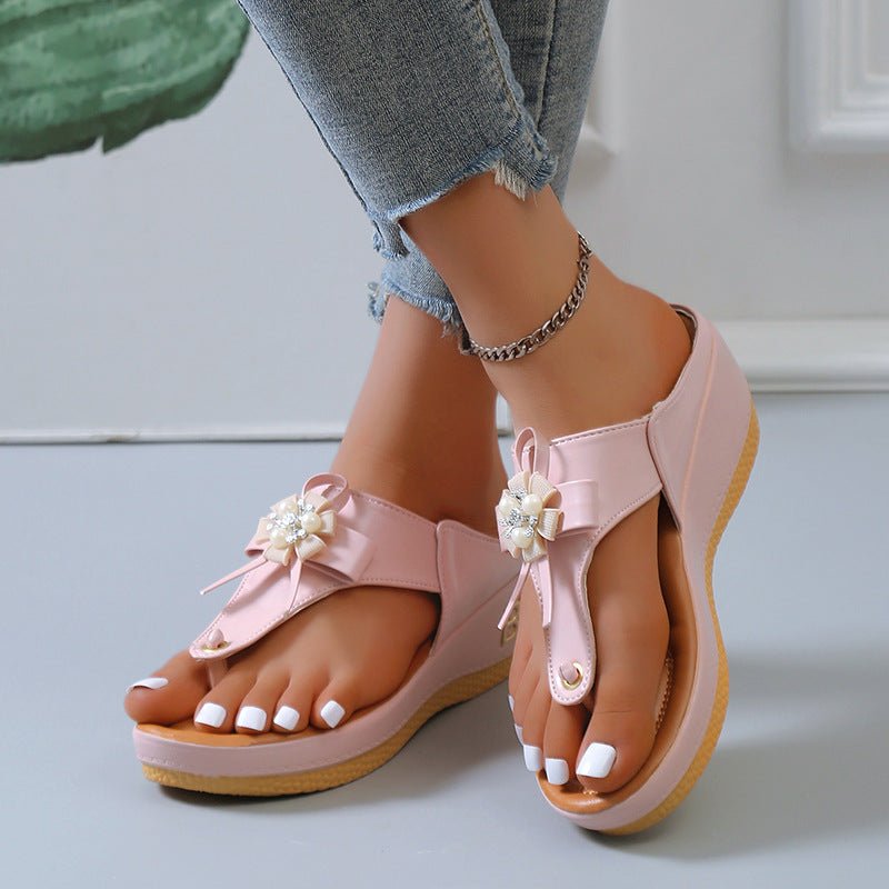 Sandales à fleur de perle - SpencerFashion